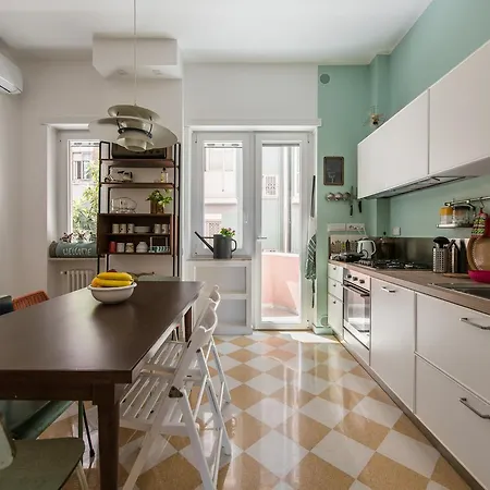 Vendégház Treetop 2*